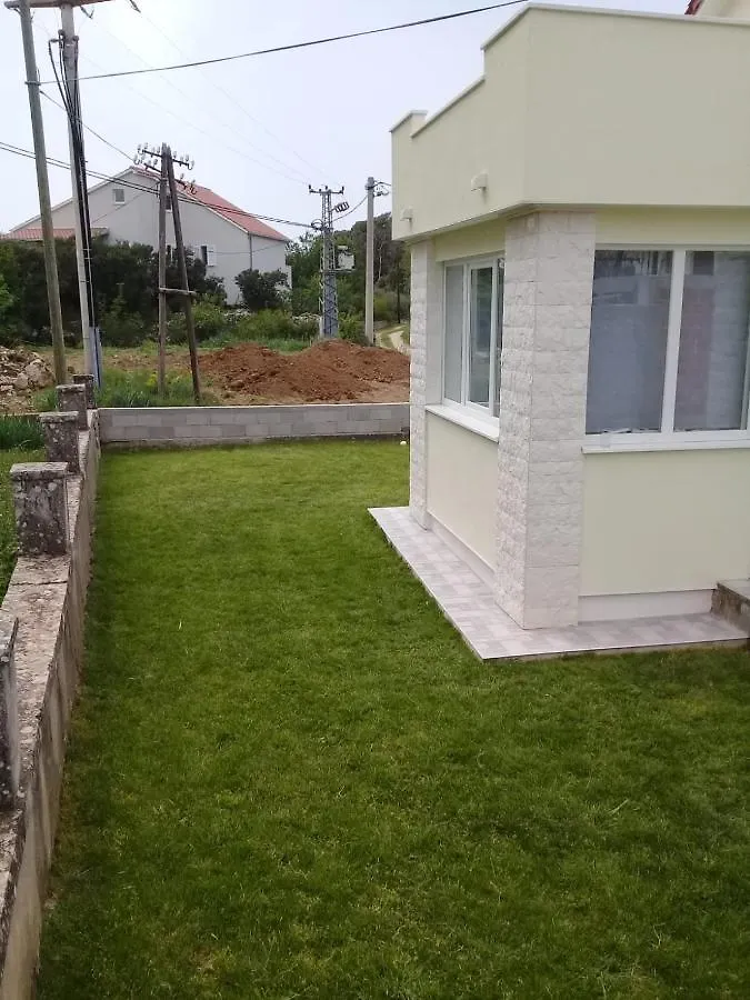 Kuca Marija-Petra Apartment Kastela 0*,  Croatia