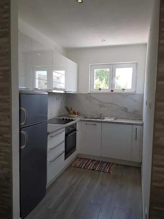 Kuca Marija-Petra Apartment Kastela