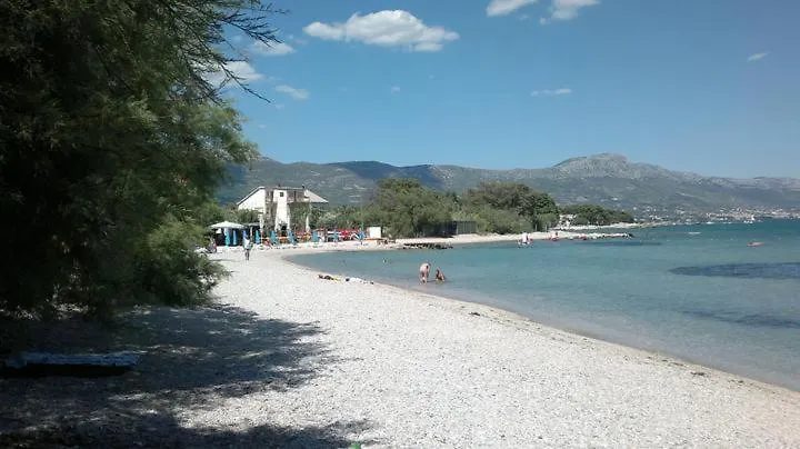Kuca Marija-Petra Apartment Kastela